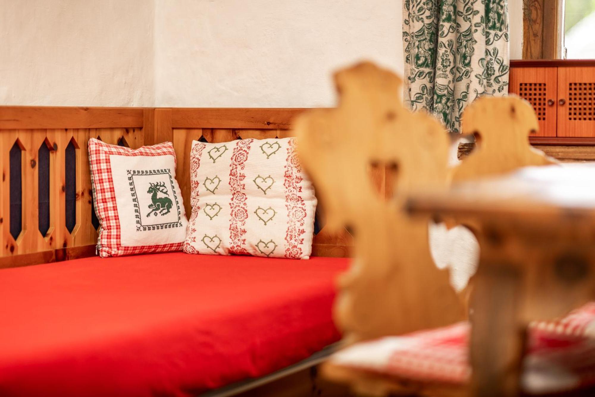 Schlossmeierhaus - Kristall Lungau Mauterndorf  Buitenkant foto
