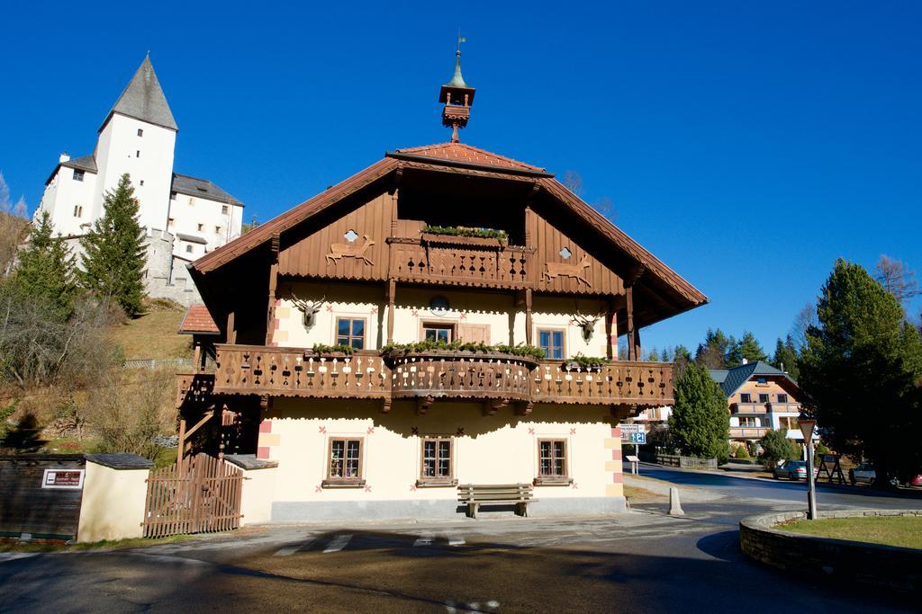 Schlossmeierhaus - Kristall Lungau Mauterndorf  Buitenkant foto